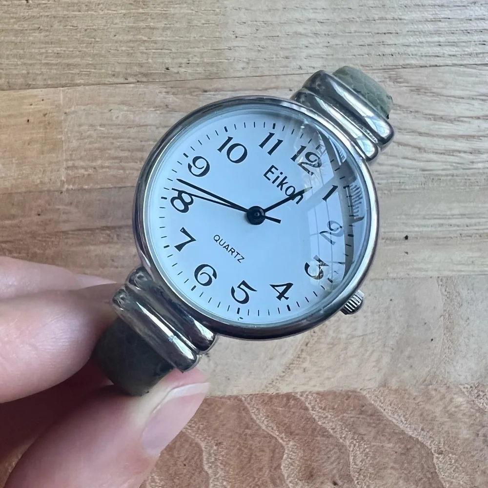 Eikon ladies green hinged cuff watch NEW BATTERY